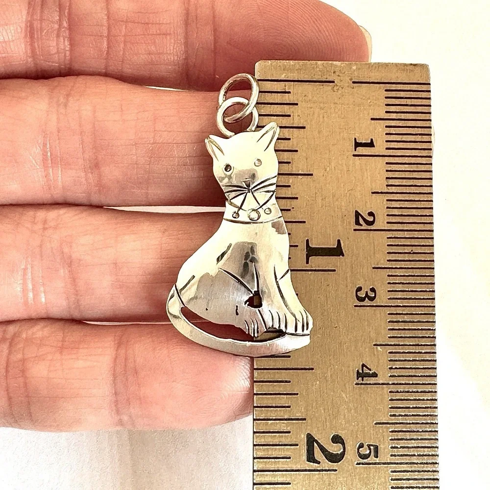 Navajo Cat Pendant 1.5in Signed Louise Yazzie Native American Sterling Kitty USA
